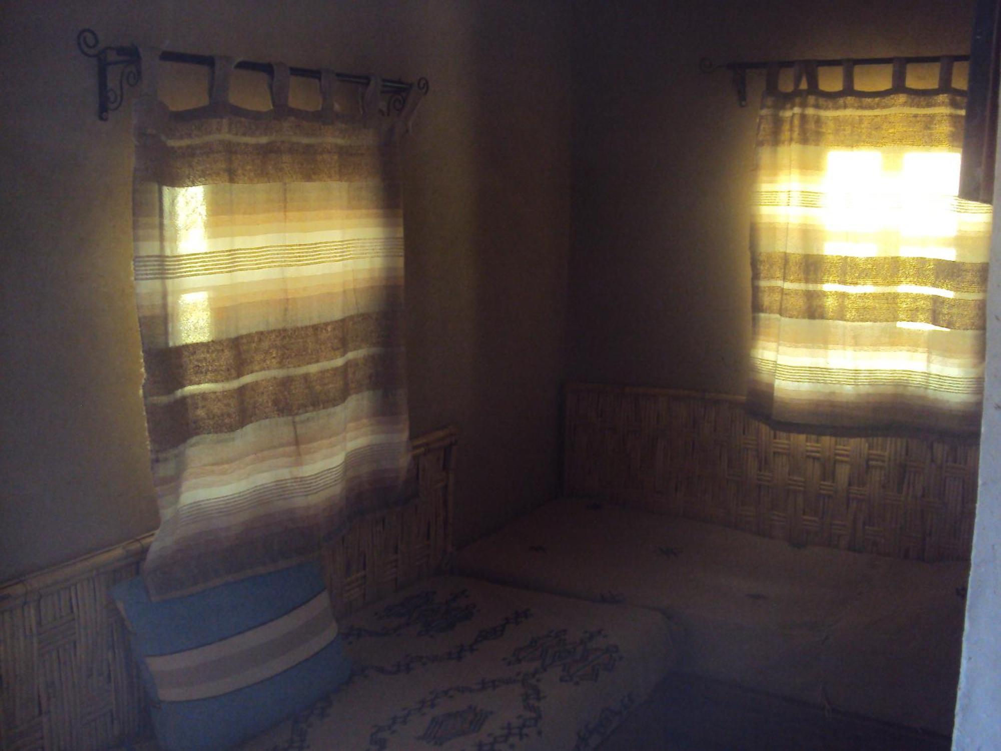 مبيت وإفطار سكورة Dar Lorkam الغرفة الصورة